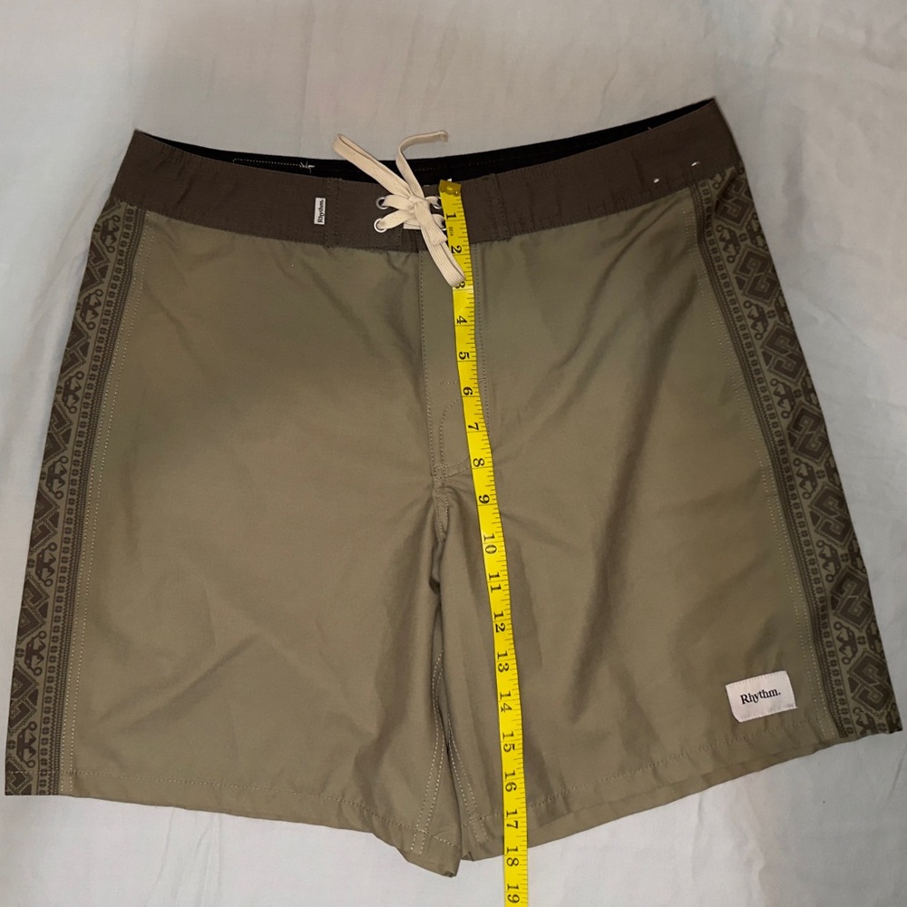 Men's Board Shorts Sage Green
Rhythm Brand - Picture 5 of 6
